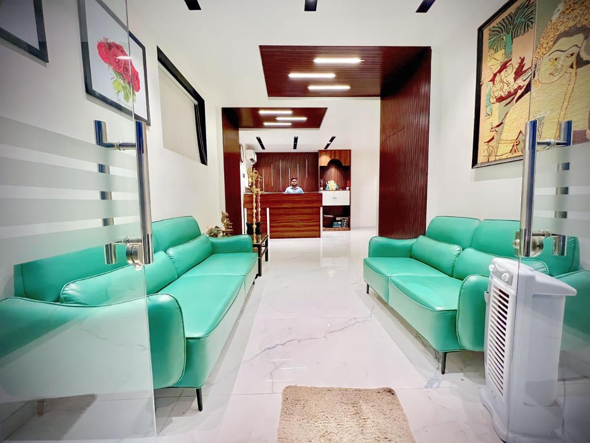 Hotel Rahul Regency, Aurangabad Zewnętrze zdjęcie