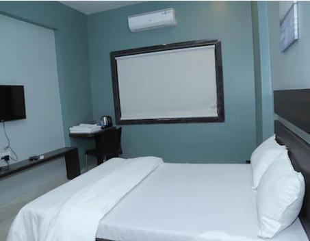 Hotel Rahul Regency, Aurangabad Zewnętrze zdjęcie